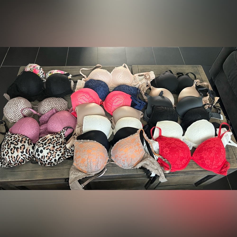 Victoria Secret Push-Up (32B)